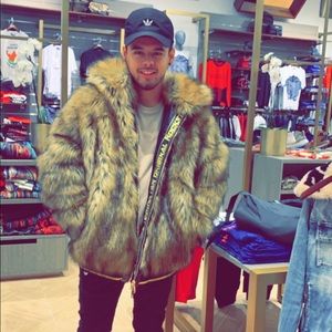 Meet your Posher, Steven